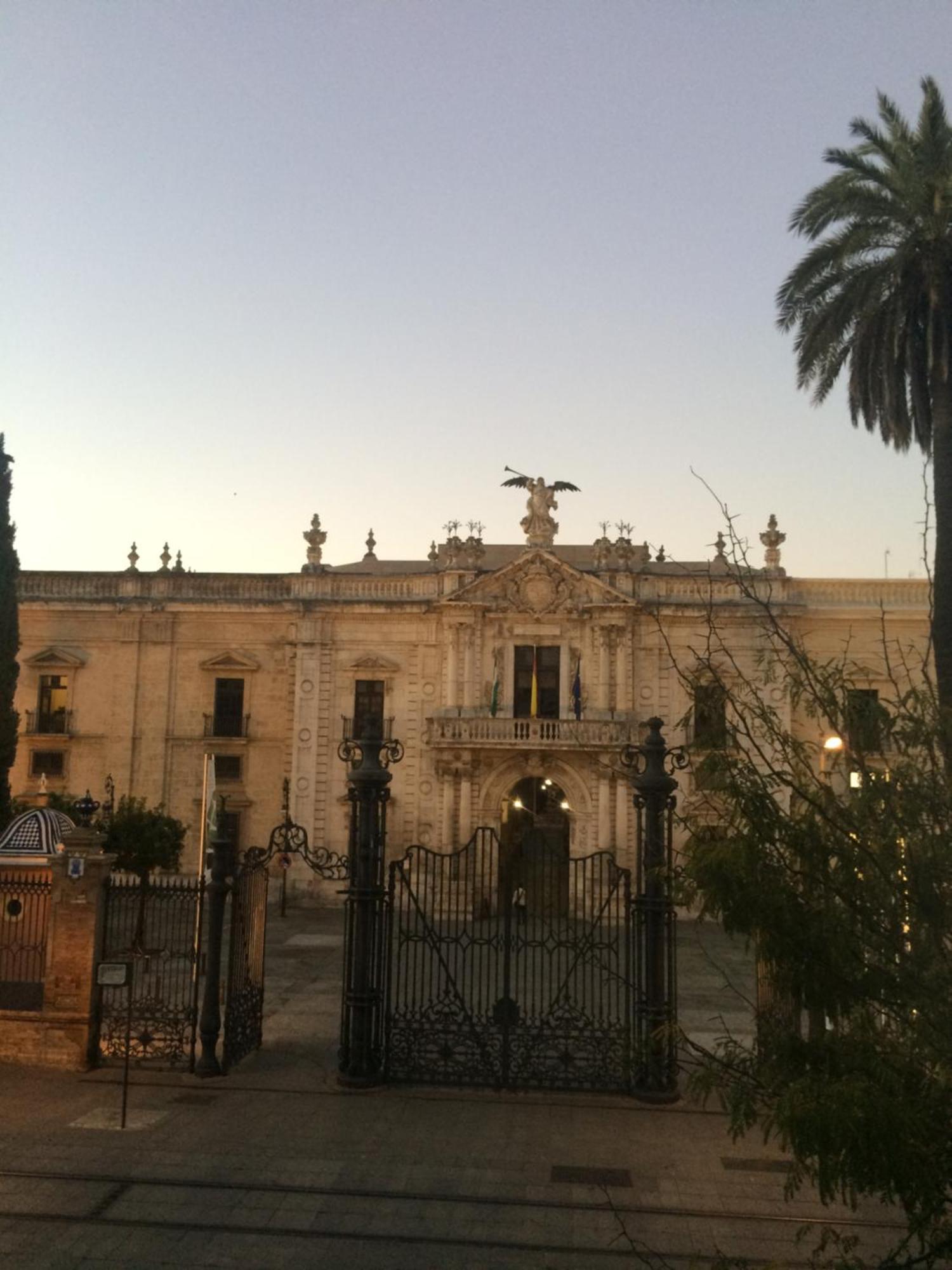 San Fernando Luxury Loft - Free Parking Apartamento Sevilla